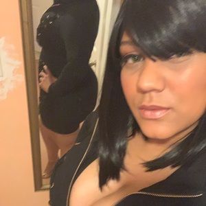 Meet your Posher, Joenny